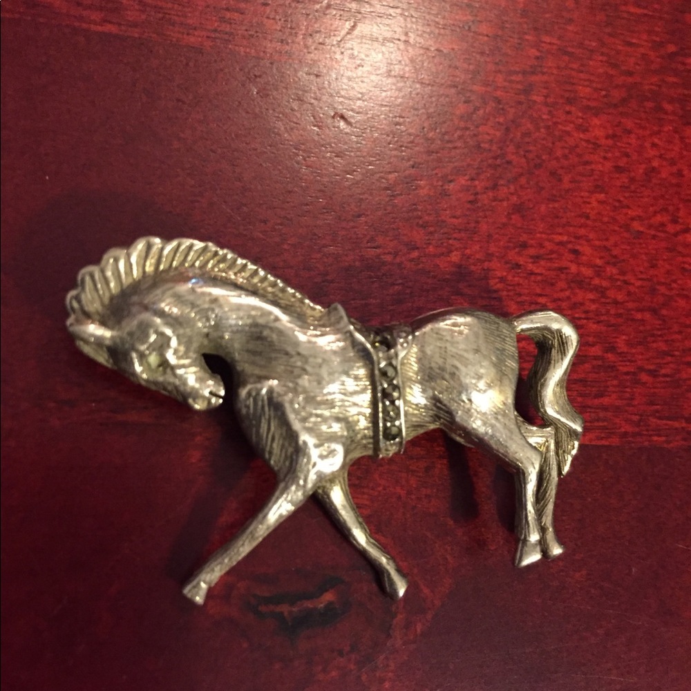 SOLD Sterling silver horse pin